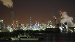 Tokyo harbour at night. Photo credit: mrhayata (flickr.com)