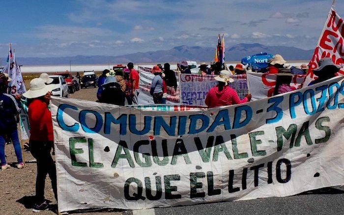 Local communities opposing lithium mining say the water is more valuable than the mineral used in batteries for smartphones and electric vehicles. Photo credit: Richard Bauer/Dialogo Chino